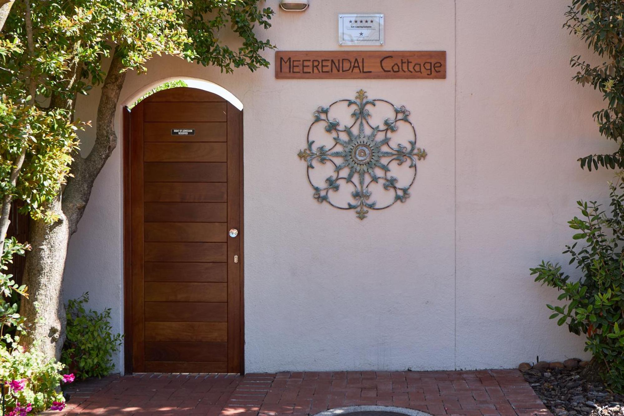 Meerendal Cottage-Affordable Luxury-Private Garden With Pool & Hot Tub ケープタウン エクステリア 写真