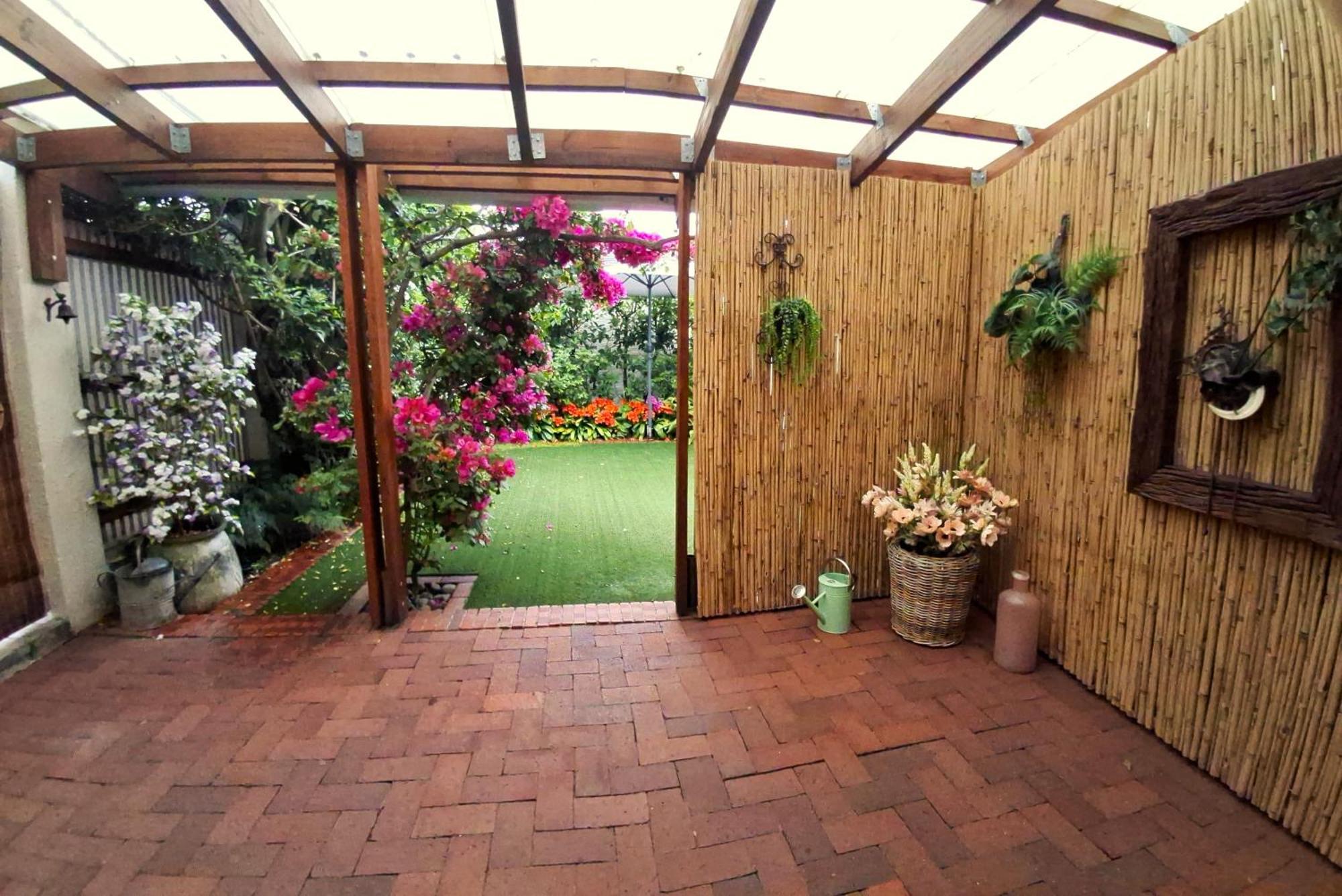 Meerendal Cottage-Affordable Luxury-Private Garden With Pool & Hot Tub ケープタウン エクステリア 写真
