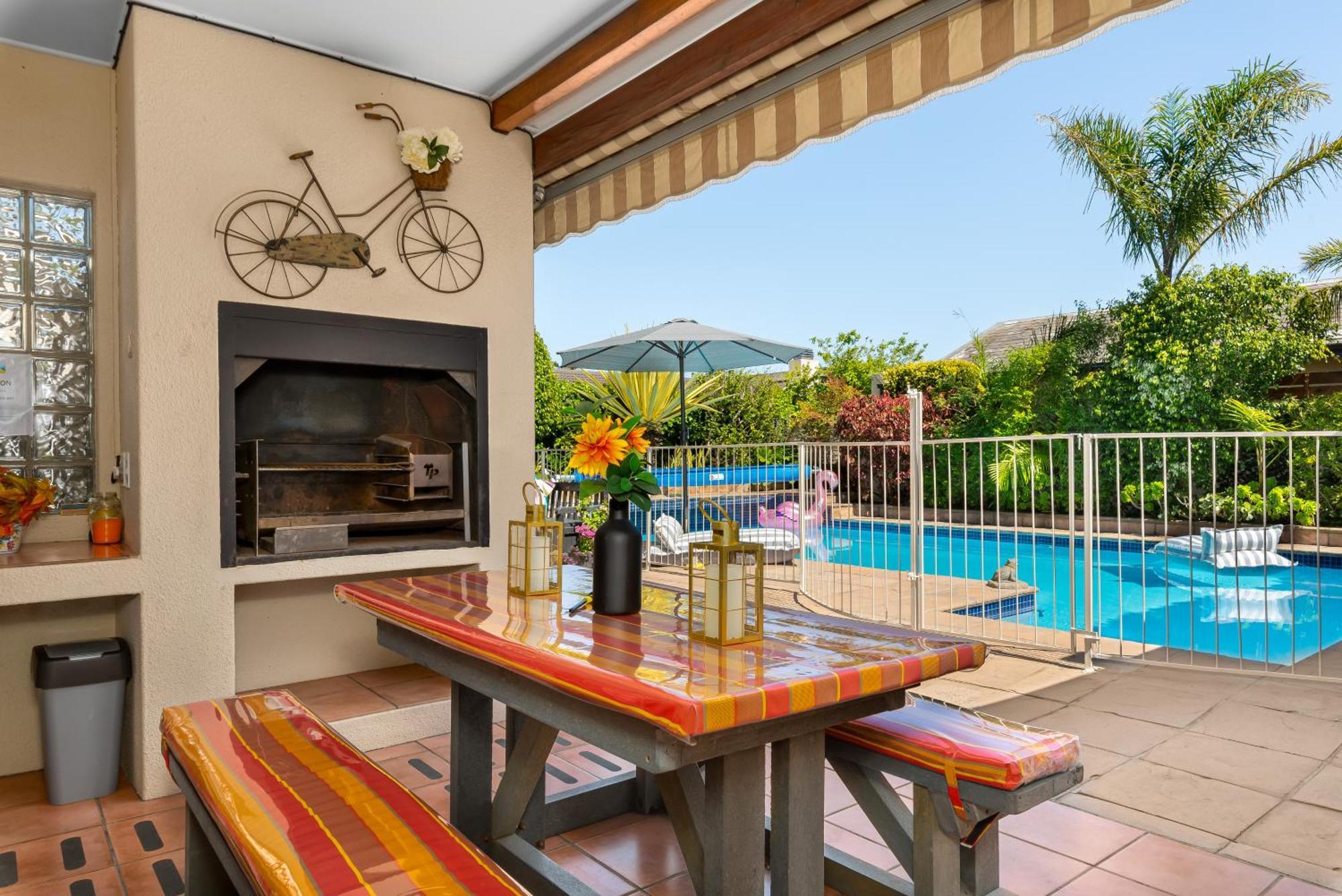 Meerendal Cottage-Affordable Luxury-Private Garden With Pool & Hot Tub ケープタウン エクステリア 写真
