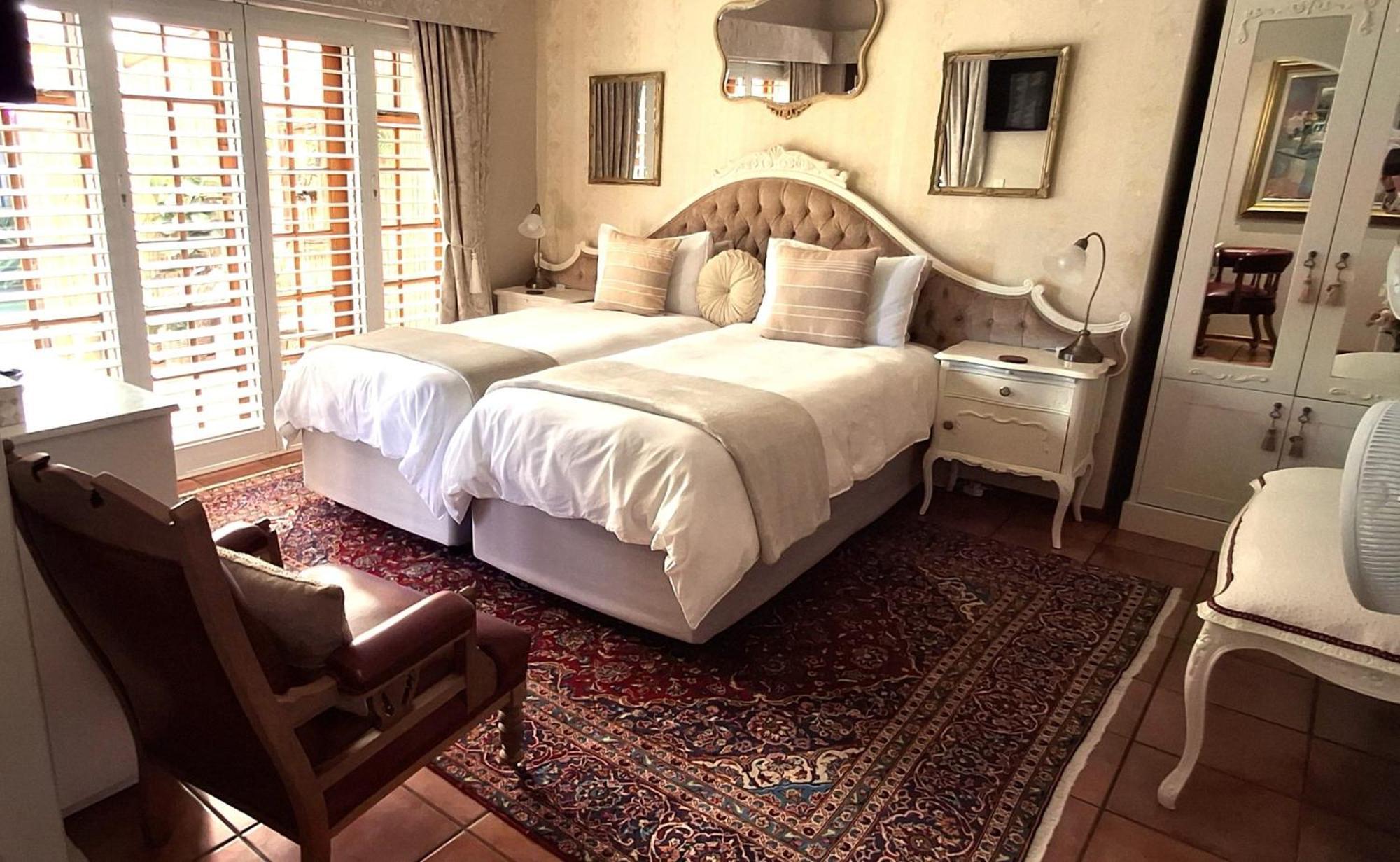 Meerendal Cottage-Affordable Luxury-Private Garden With Pool & Hot Tub ケープタウン エクステリア 写真